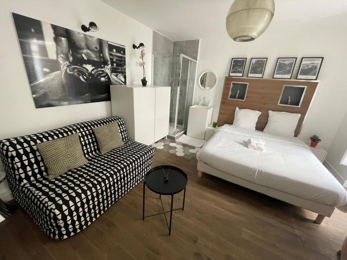 Studio De Charme Proche Tour Eiffel Et Rue Cler Apartment ปารีส ภายนอก รูปภาพ